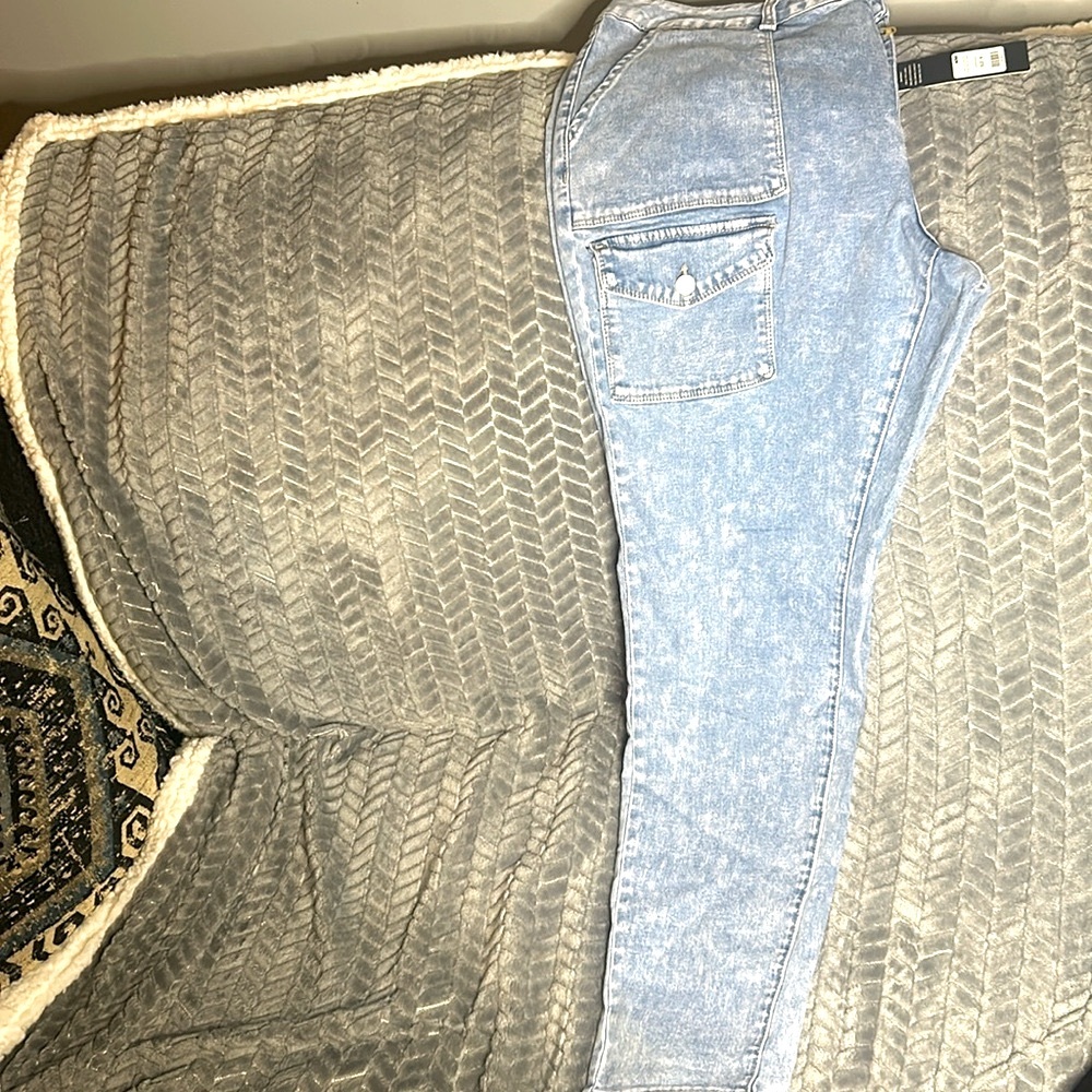 Stone washed jeans